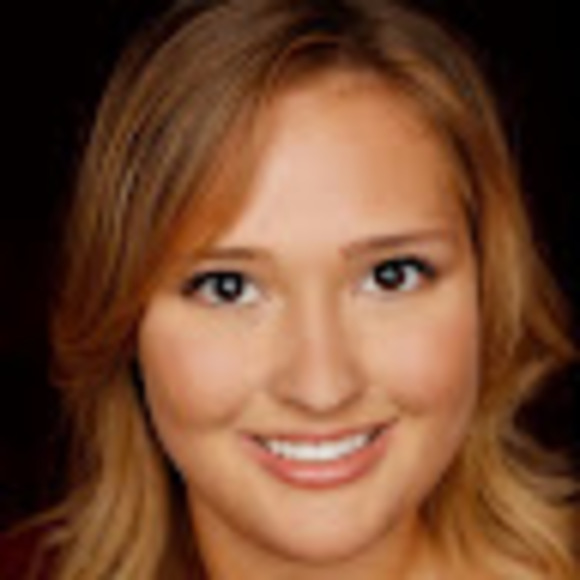 Meet your Posher, Madison - Picture 1 of 1